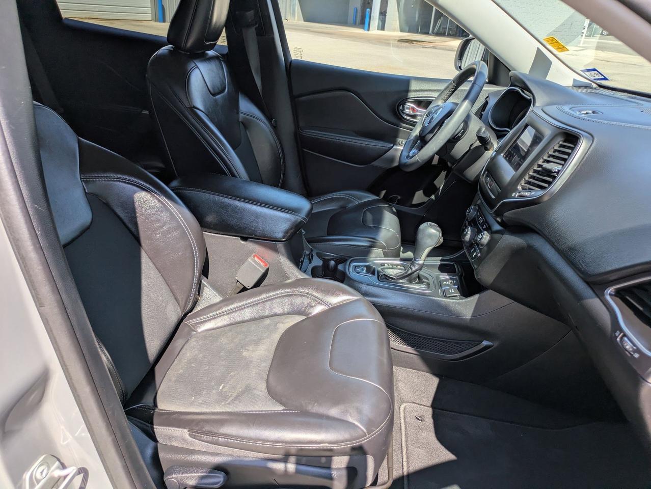 2020 Jeep Cherokee Latitude Plus Castroville TX