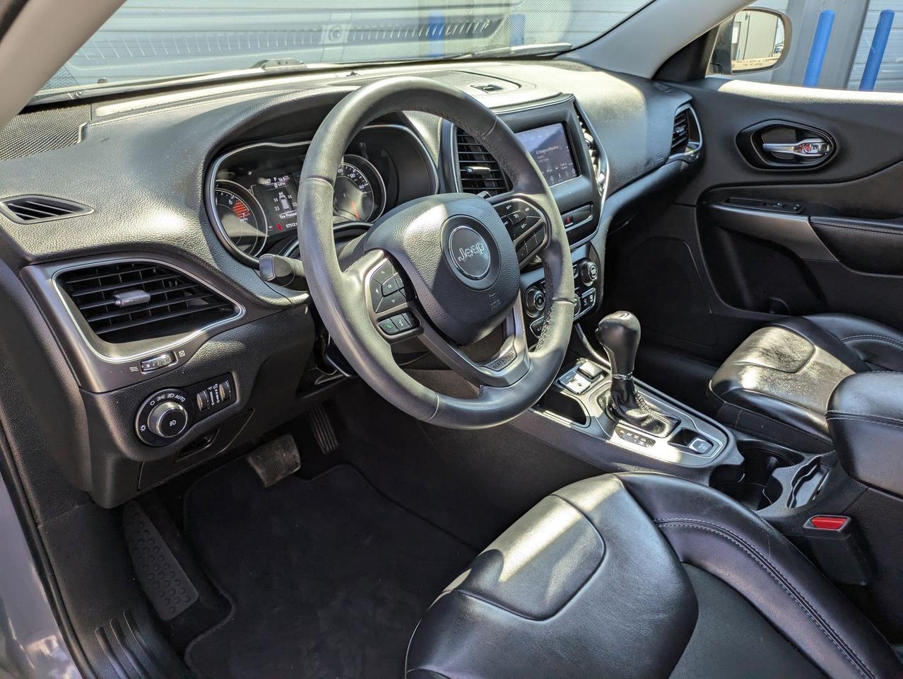 2020 Jeep Cherokee Latitude Plus Castroville TX