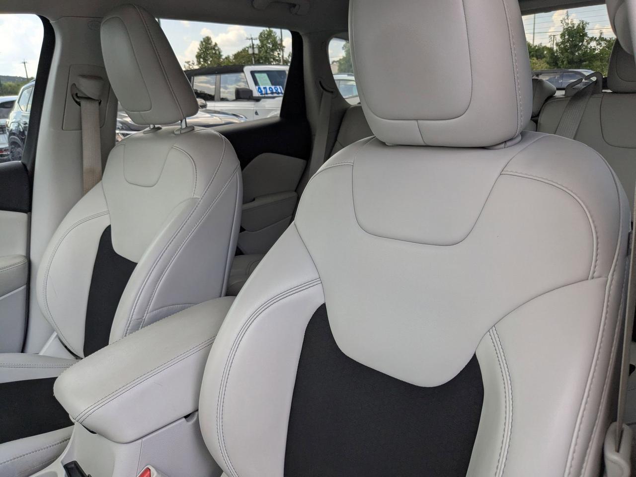 2020 Jeep Cherokee Latitude Plus San Antonio TX