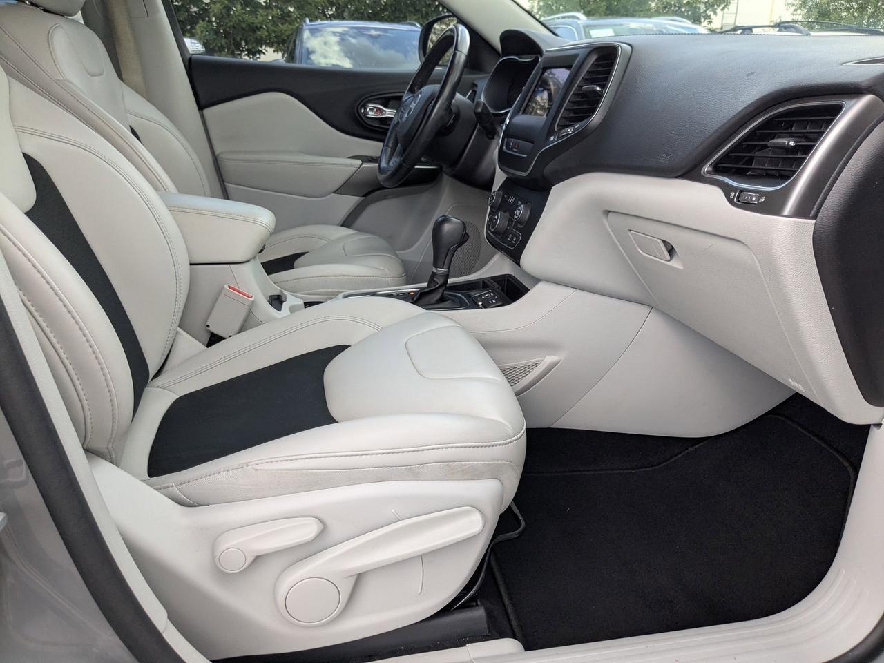 2020 Jeep Cherokee Latitude Plus San Antonio TX
