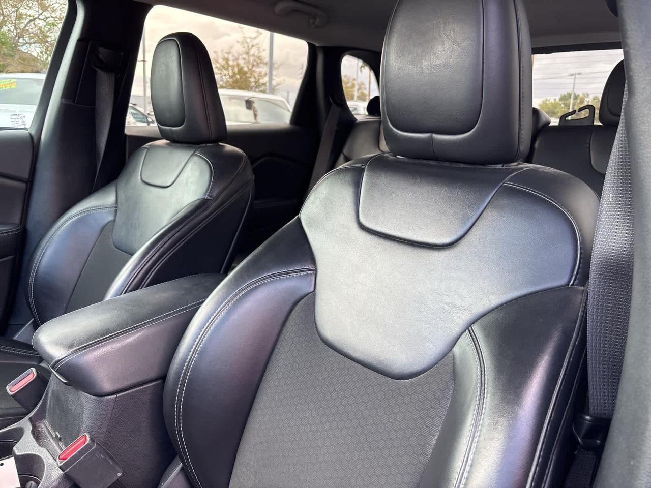 2020 Jeep Cherokee Latitude Plus Irving TX