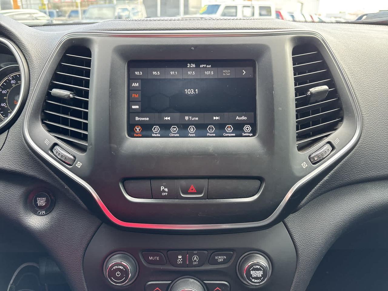 2020 Jeep Cherokee Latitude Plus Irving TX