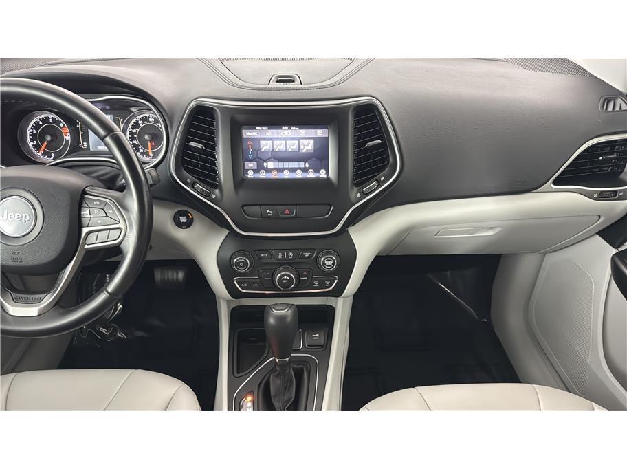2020 Jeep Cherokee Latitude Plus Sport Utility 4D Folsom CA
