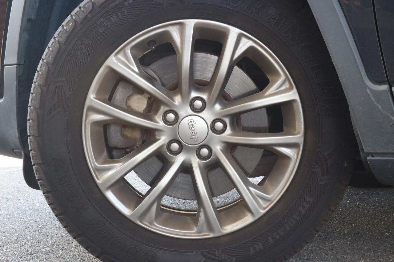 2020 Jeep Cherokee Latitude Plus Fredericksburg VA