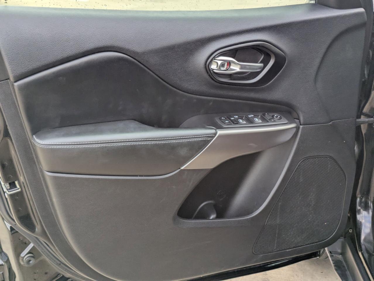 2020 Jeep Cherokee Latitude Castroville TX