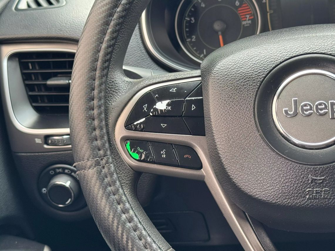 2020 Jeep Cherokee Latitude Sport Utility 4D