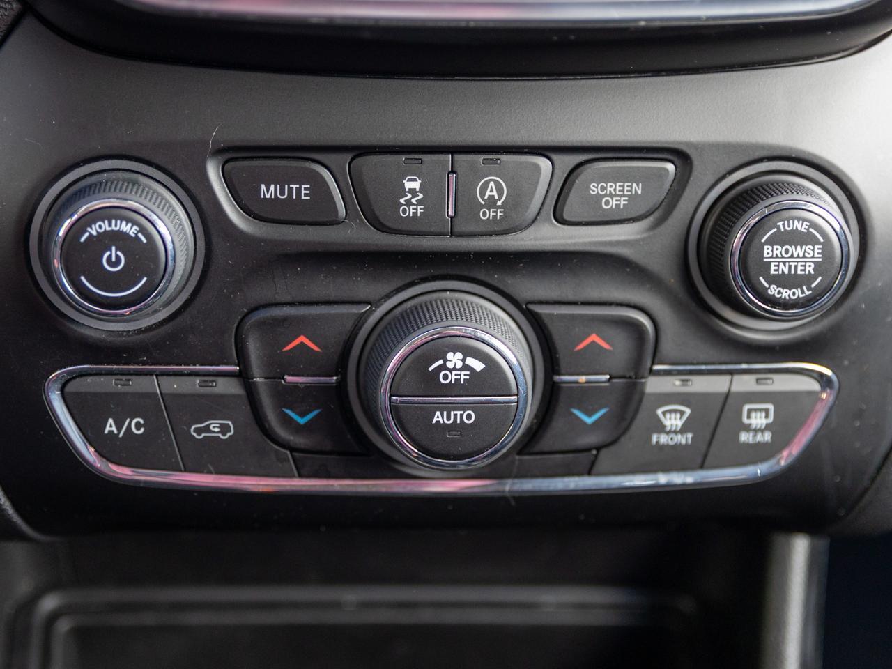 2020 Jeep Cherokee Limited 4WD NAV Cranberry PA