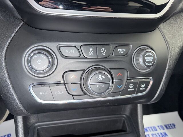 2020 Jeep Cherokee Limited Pine River MN