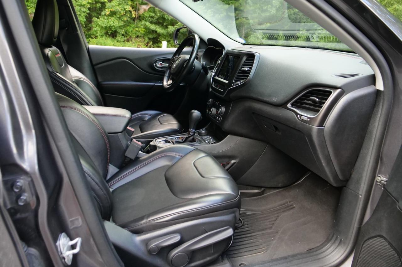 2020 Jeep Cherokee Trailhawk 4X4 / Leather Seats / 3.2L V6! Lincolnton NC