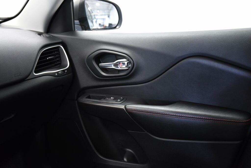 2020 Jeep Cherokee Trailhawk Akron OH