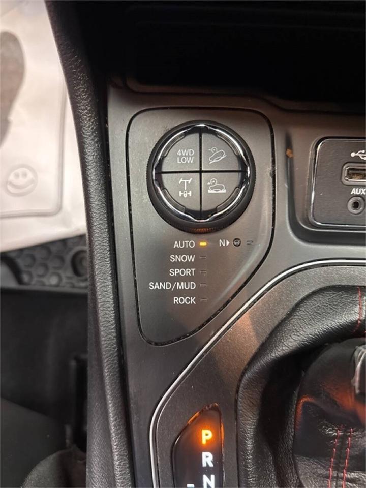 2020 Jeep Cherokee Trailhawk Royal Oak MI