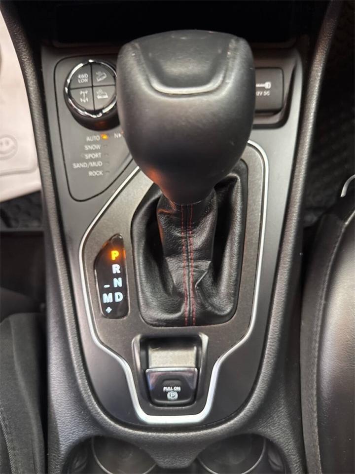 2020 Jeep Cherokee Trailhawk Royal Oak MI