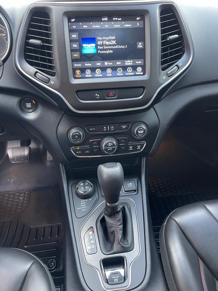 2020 Jeep Cherokee Trailhawk Orange MA