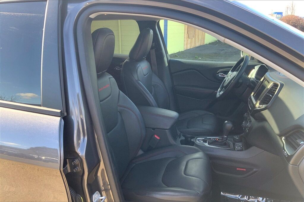 2020 Jeep Cherokee Trailhawk OR