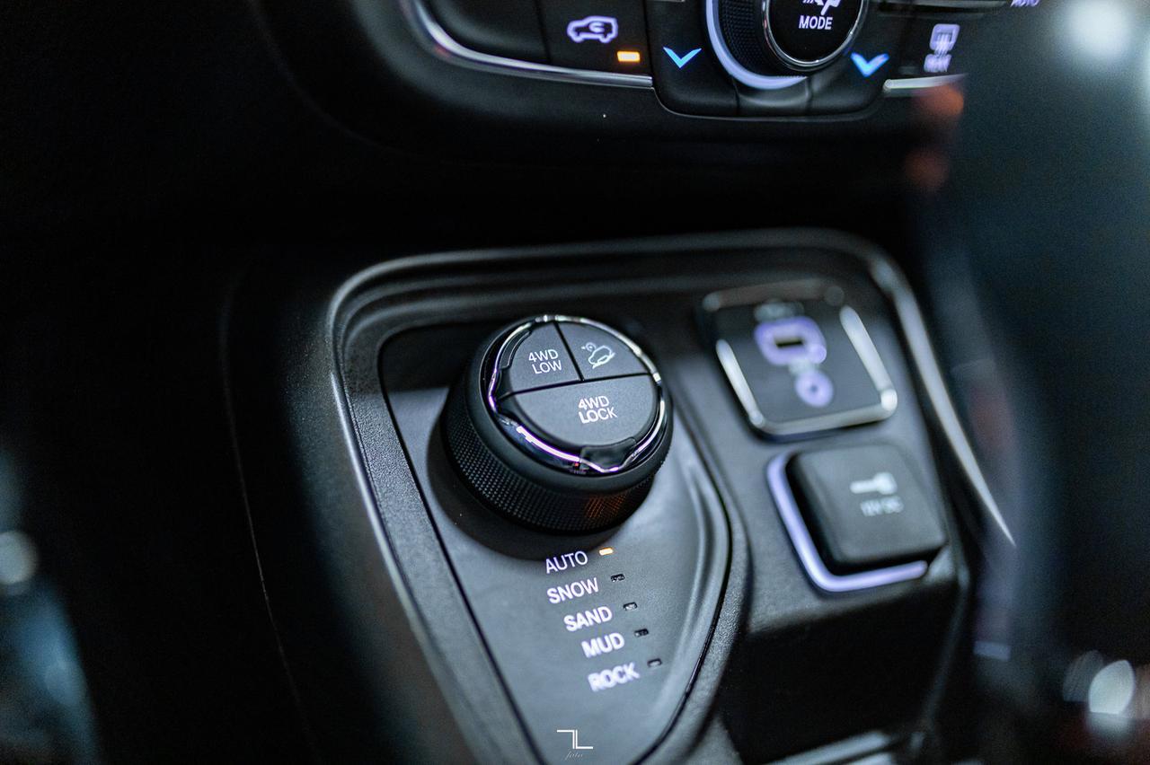 2020 Jeep Compass 4x4 Trailhawk Leather Roof Nav BCam Red Deer AB