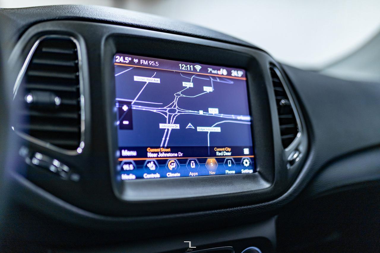 2020 Jeep Compass 4x4 Trailhawk Leather Roof Nav BCam Red Deer AB