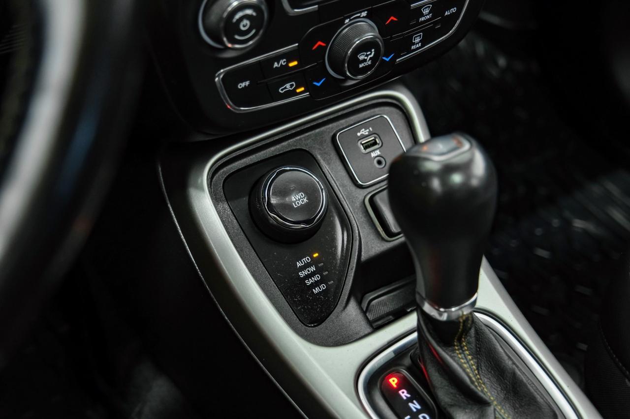 2020 Jeep Compass LATITUDE 4WD AUTOMATIC SUN AND SAFETY PKG BLIND SPOT PANORAMA RE Carrollton TX