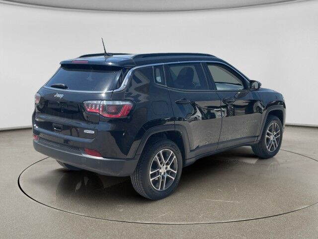 2020 Jeep Compass Latitude w/Sun/Safety Pkg Cleveland OH