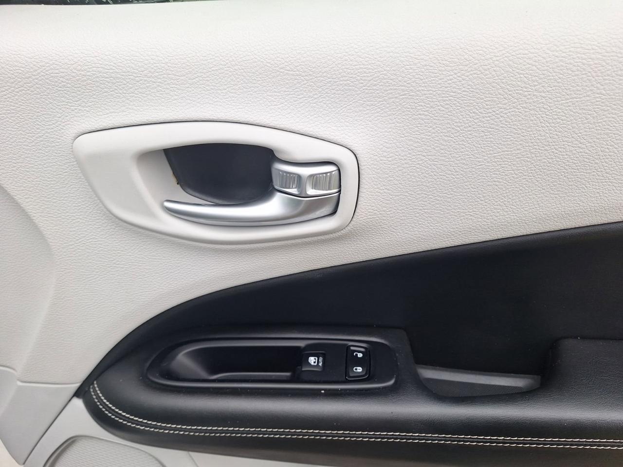 2020 Jeep Compass Latitude w/Sun/Safety Pkg Hurst TX