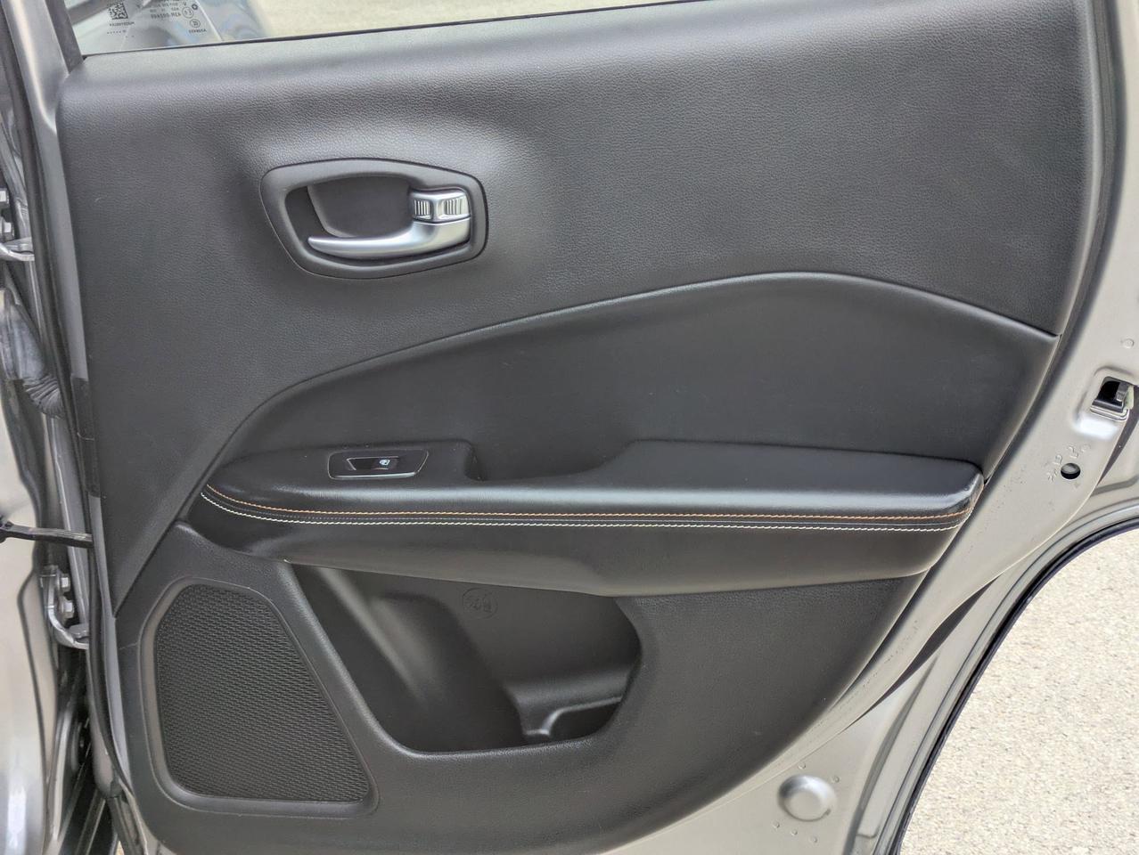 2020 Jeep Compass Latitude w/Sun/Wheel Pkg Castroville TX