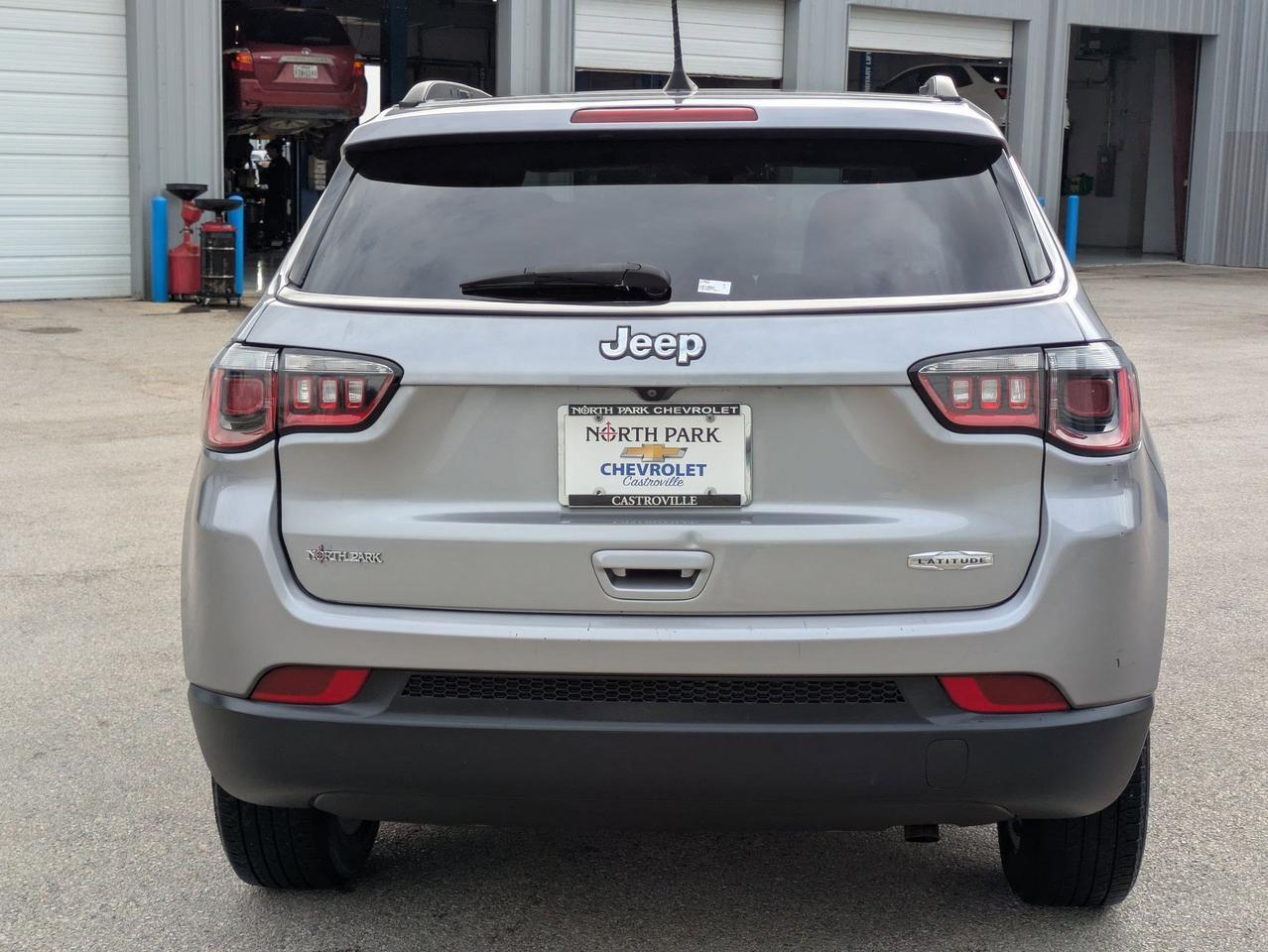 2020 Jeep Compass Latitude w/Sun/Wheel Pkg Castroville TX