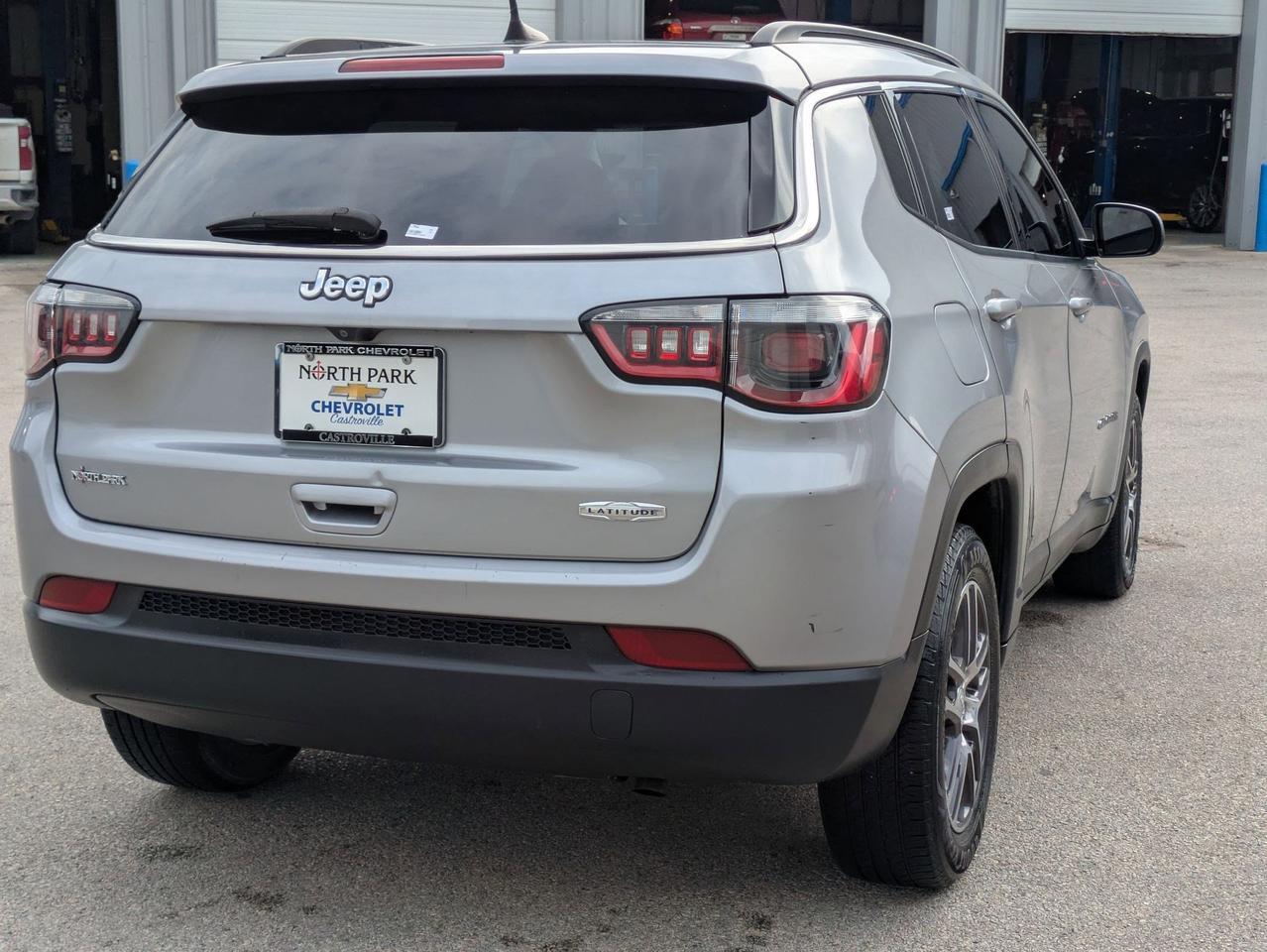 2020 Jeep Compass Latitude w/Sun/Wheel Pkg Castroville TX