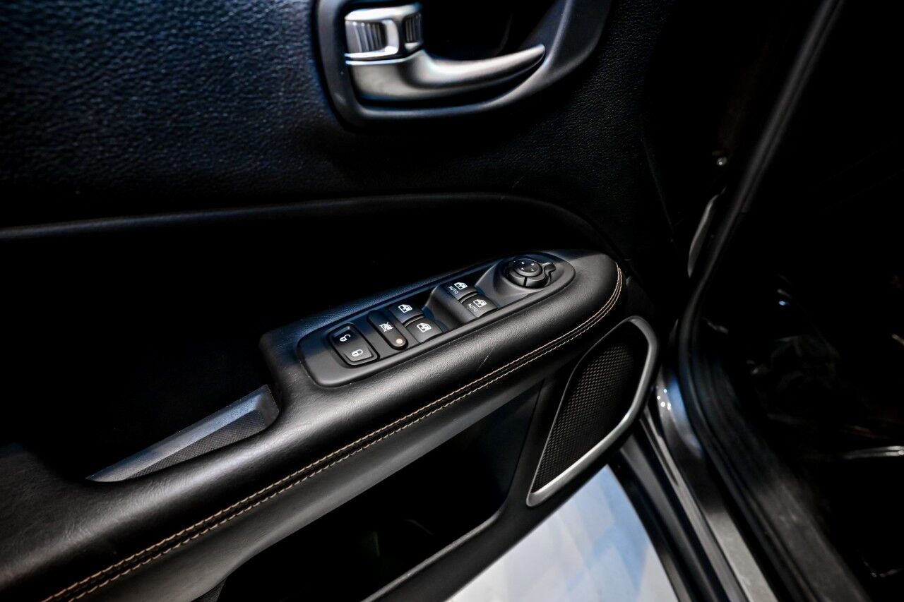 2020 Jeep Compass Limited 4X4, Pano Rood, Navigation, Bluetooth Springfield NJ