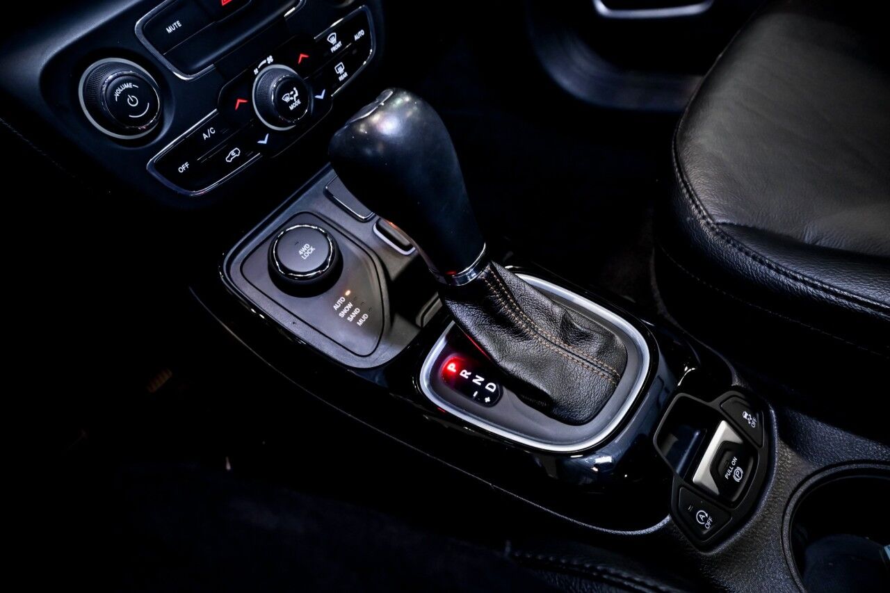 2020 Jeep Compass Limited 4X4, Pano Rood, Navigation, Bluetooth Springfield NJ