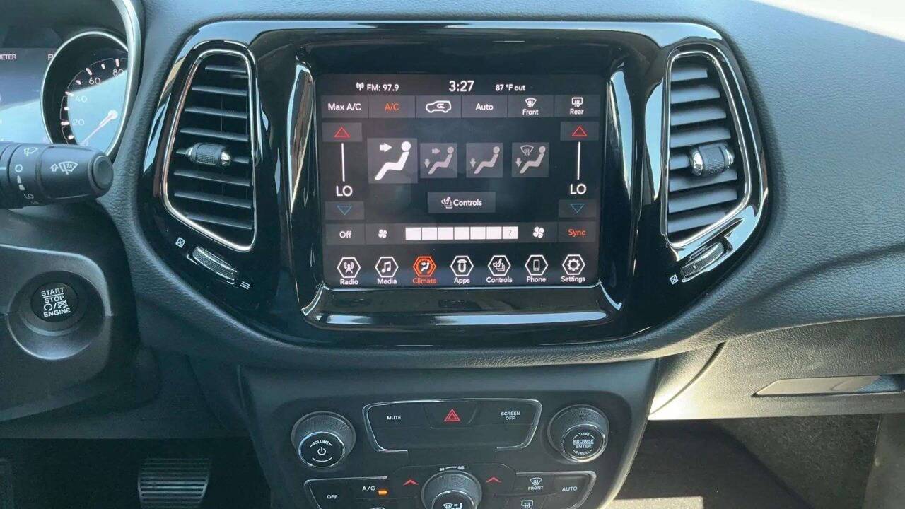 2020 Jeep Compass Limited 4x4 4dr SUV Chesterfield MI
