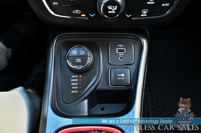 2020 Jeep Compass Trailhawk / 4X4 / Automatic / Premium Leather Trimmed Seats / Cruise Control / Apple CarPlay & Android Auto / Power Windows, Locks & Mirrors / Keyless Entry & Start / Back Up Cam / 30 MPG Anchorage AK