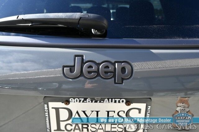 2020 Jeep Compass Trailhawk / 4X4 / Automatic / Premium Leather Trimmed Seats / Cruise Control / Apple CarPlay & Android Auto / Power Windows, Locks & Mirrors / Keyless Entry & Start / Back Up Cam / 30 MPG Anchorage AK