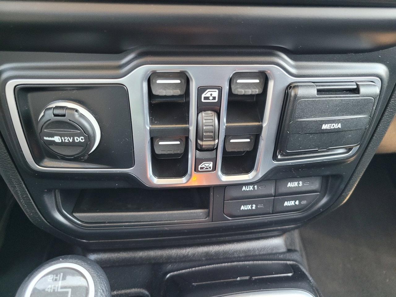 2020 Jeep GLADIATOR SPORT S Roseville CA