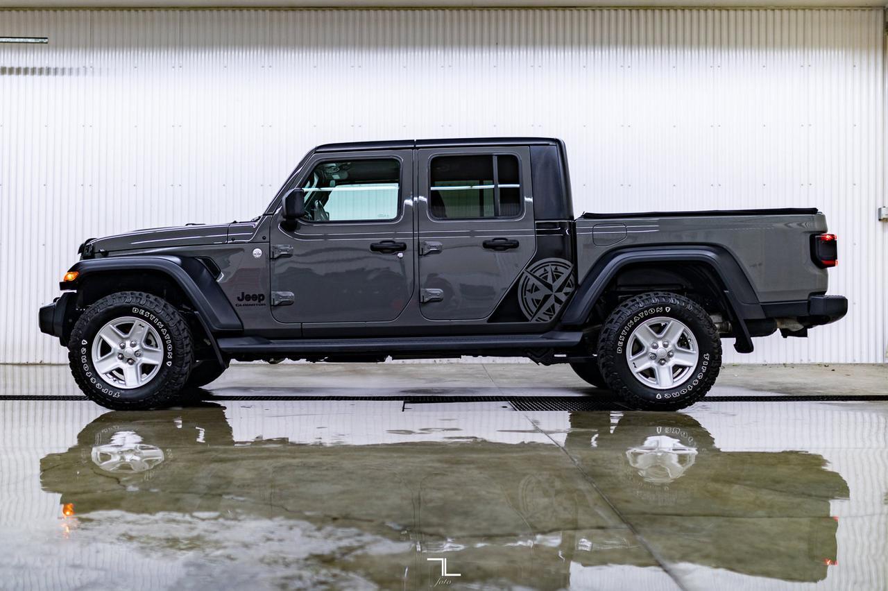 2020 Jeep Gladiator 4x4 Sport S BCam Red Deer AB