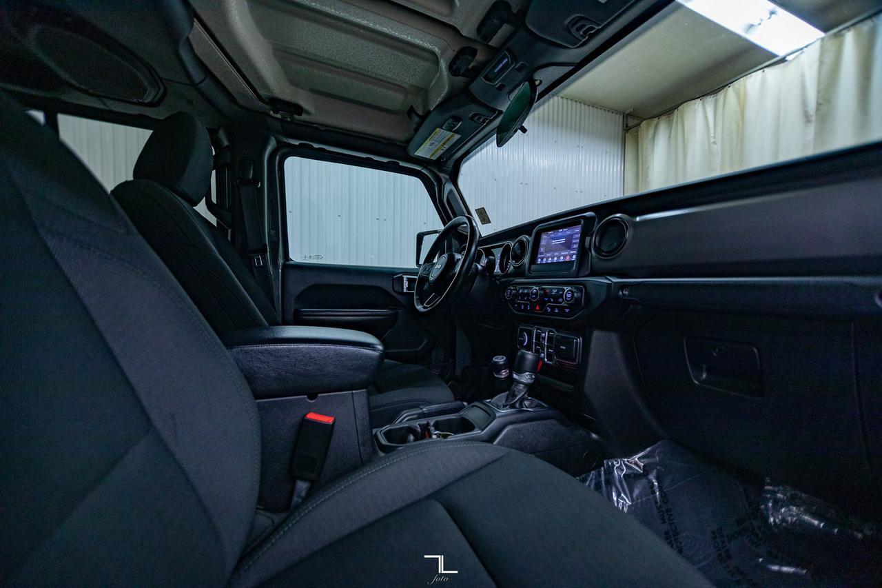 2020 Jeep Gladiator 4x4 Sport S BCam Red Deer AB