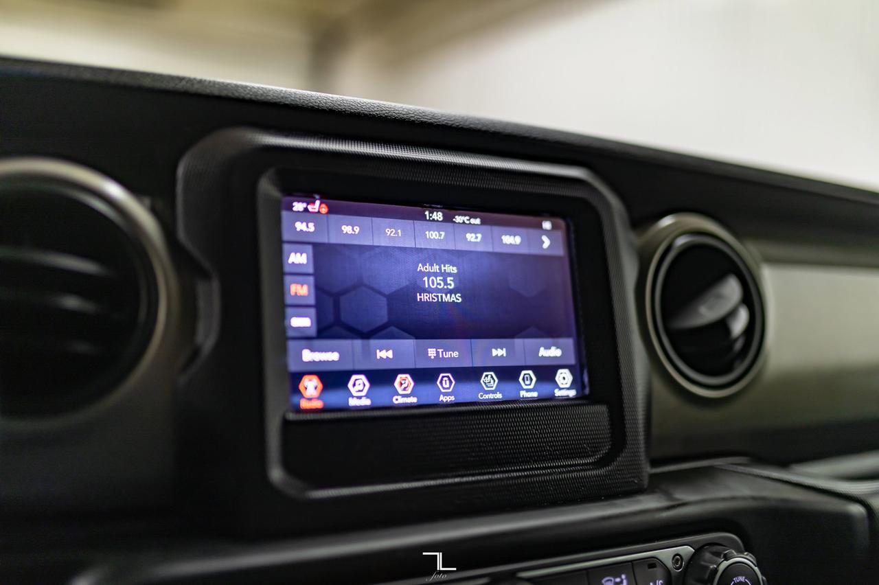 2020 Jeep Gladiator 4x4 Sport S BCam Red Deer AB