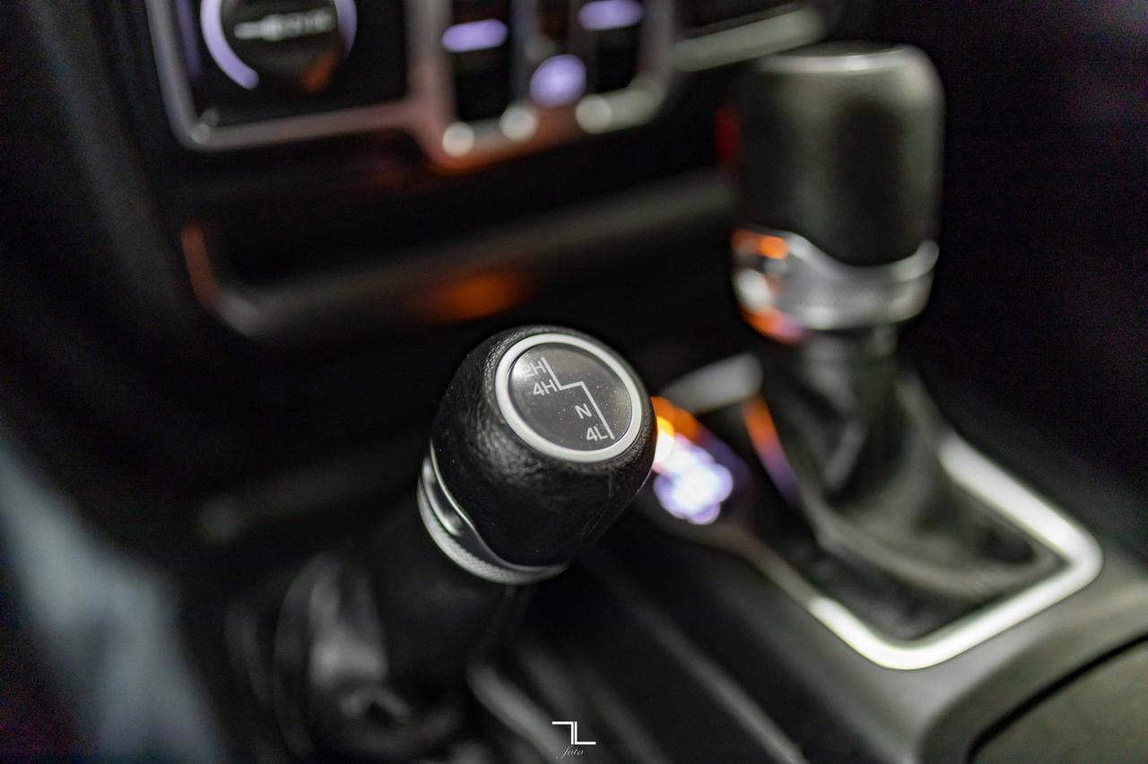 2020 Jeep Gladiator 4x4 Sport S BCam Red Deer AB