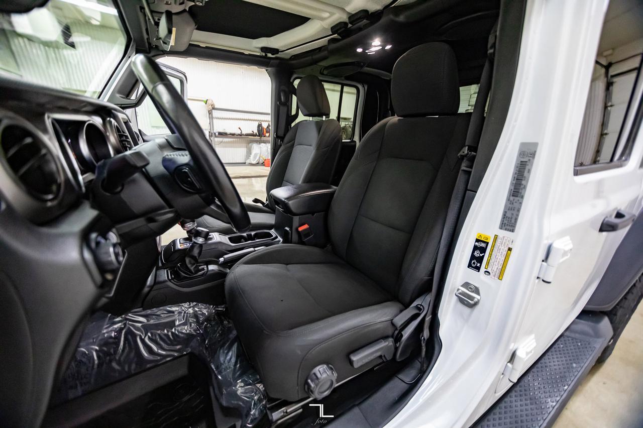 2020 Jeep Gladiator 4x4 Sport S BCam Red Deer AB