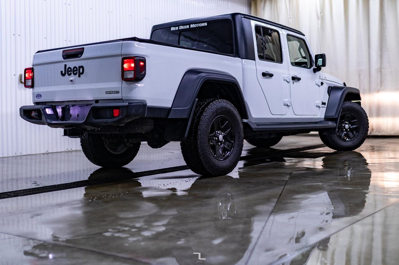 2020 Jeep Gladiator 4x4 Sport S BCam Red Deer AB