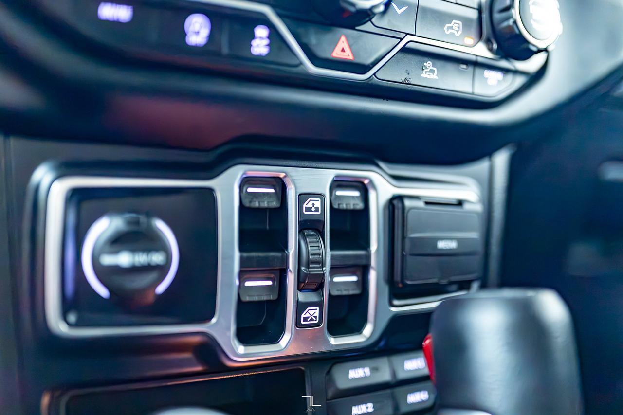 2020 Jeep Gladiator 4x4 Sport S Rocky Mountain Edition Winch BCam Red Deer AB