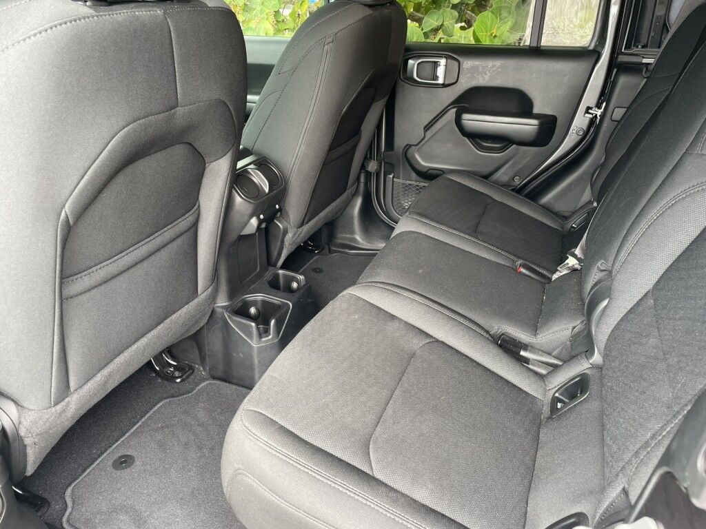 2020 Jeep Gladiator ALTITUDE~LOW MILES!!!!~ONLINE FINANCE AND SHIPPING AVAILABLE Sarasota FL