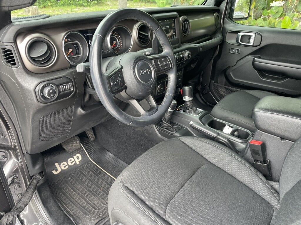 2020 Jeep Gladiator ALTITUDE~LOW MILES!!!!~ONLINE FINANCE AND SHIPPING AVAILABLE Sarasota FL