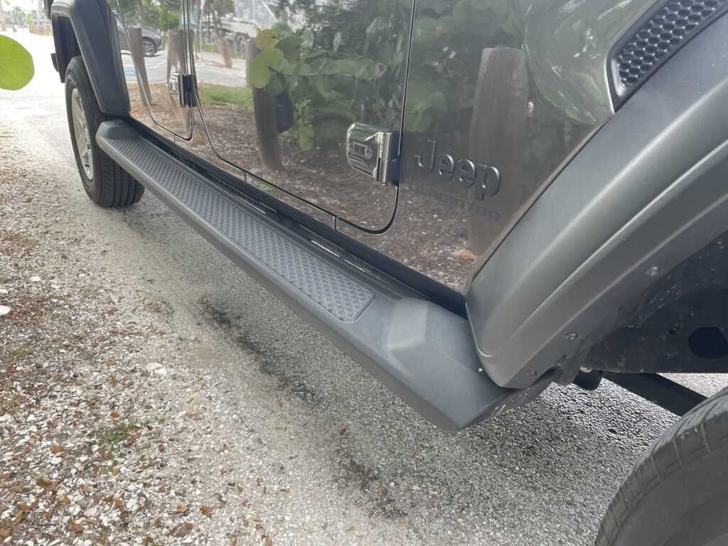 2020 Jeep Gladiator ALTITUDE~LOW MILES!!!!~ONLINE FINANCE AND SHIPPING AVAILABLE Sarasota FL