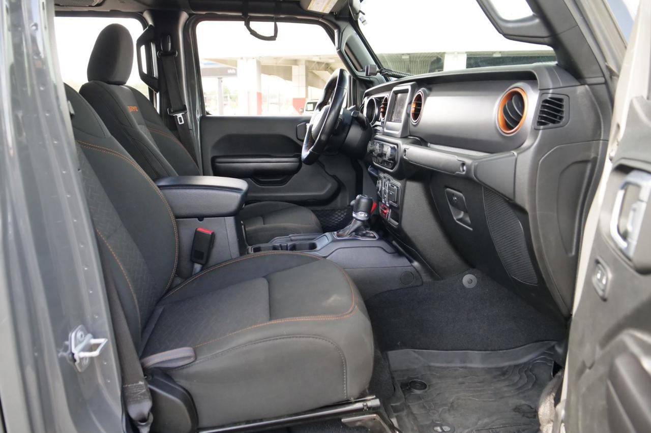 2020 Jeep Gladiator Mojave 4X4 / Wheels & Tires Upgrade / EXTRAS! Lincolnton NC