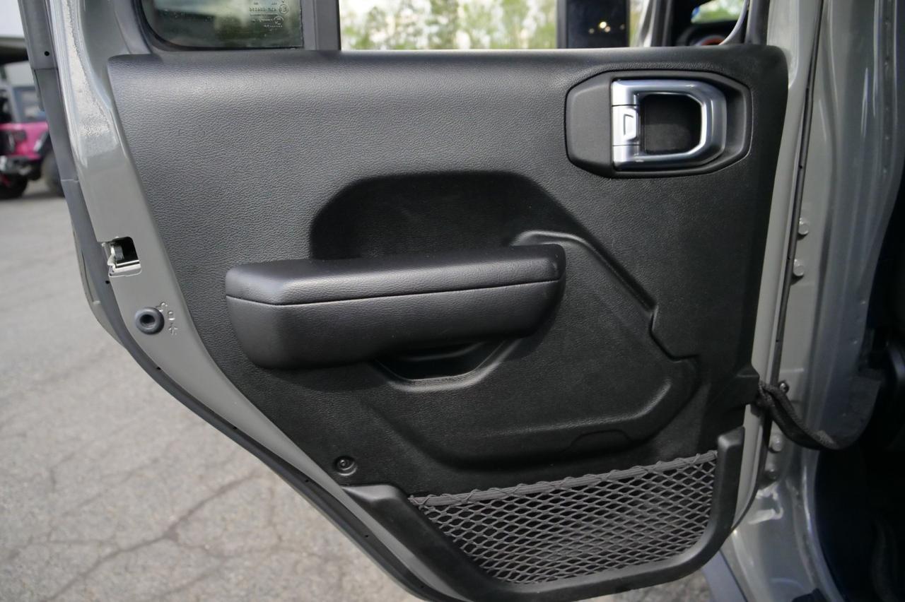 2020 Jeep Gladiator Mojave 4X4 / Wheels & Tires Upgrade / EXTRAS! Lincolnton NC