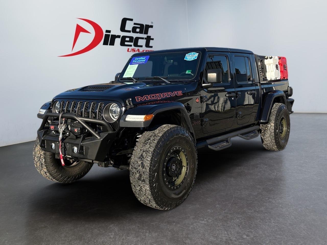 2020 Jeep Gladiator Mojave, PUSH BUTTON START, UCONNECT SYSTEM, NAVIGATION, APPLE CARPLAY/ANDROID AUTO, BACKUP CAMERA WITH PARKING SENSORS, LOW LOW MILEAGE, CLEAN CARFAX, THIS JEEP IS READY TO RIDE!