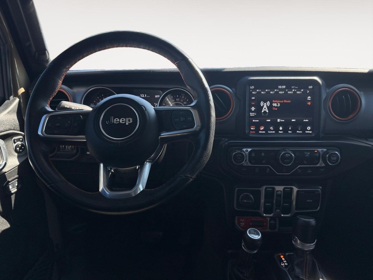 2020 Jeep Gladiator Mojave, TONNEAU COVER, TOW HOOKS, SLIDING REAR WINDOW, BACKUP CAMERA, APPLE CARPLAY/ANDROID AUTO, HEATED SEATS, HEATED STEERING WHEEL, LIFT KIT, 4X4, TOW PACKAGE, ALL WEATHER FLOOR MATS, LOW MILES, COME AND CHECK OUT THIS GLADITOR TODAY! Norfolk VA