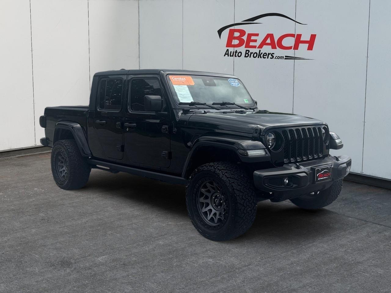 2020 Jeep Gladiator OVERLAND, HEATED STEERING WHEEL, SUNROOF, ADAPTIVE CRUISE CONTROL, NAVIGATION, TOWING PACKAGE, KEYLESS ENTRY & START, HEATED SEATS, CLEAN CARFAX, TEST DRIVE IT TODAY AND SEE WHY THIS ONE STANDS OUT!!!