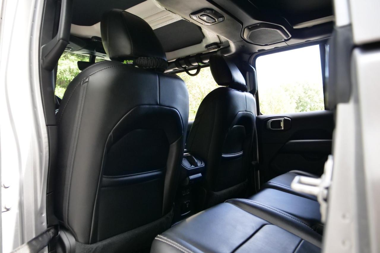 2020 Jeep Gladiator Overland 4X4 / UPGADES / LED Lighting / Heated Seats! Lincolnton NC