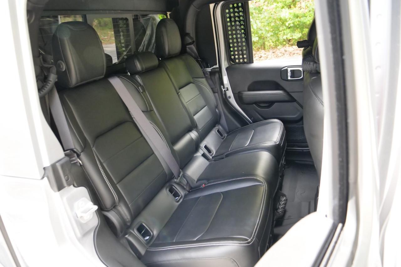 2020 Jeep Gladiator Overland 4X4 / UPGADES / LED Lighting / Heated Seats! Lincolnton NC