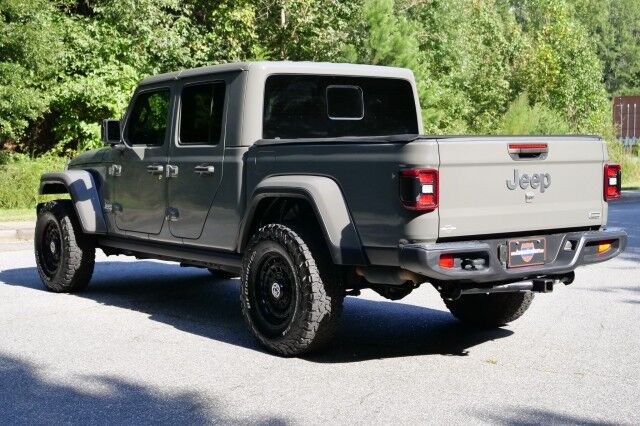 2020 Jeep Gladiator Overland 4X4 / Wheels & Tires / Heated Seats / LED Group! High Point NC